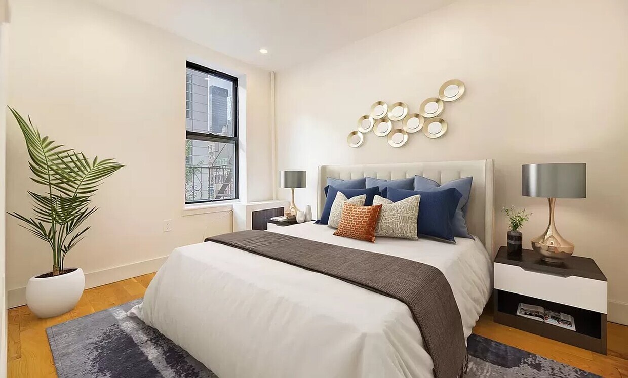 Primary Photo - 301 East 53rd Street