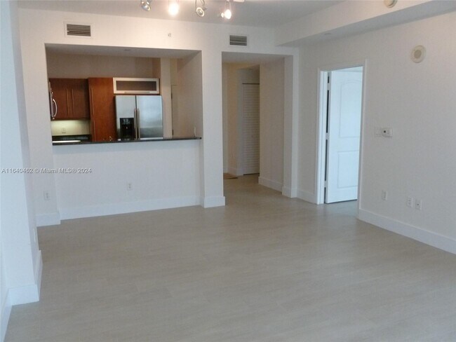 Building Photo - 7350 SW 89th St