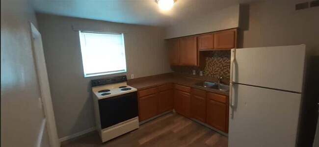 Foto del edificio - 1824 W 14th St