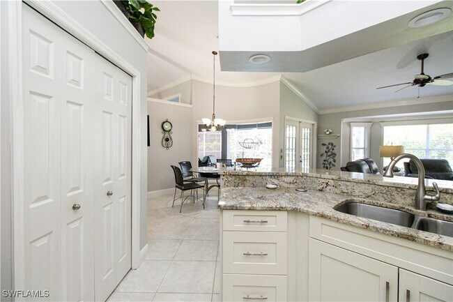 Foto del edificio - 333 Wentworth Ct