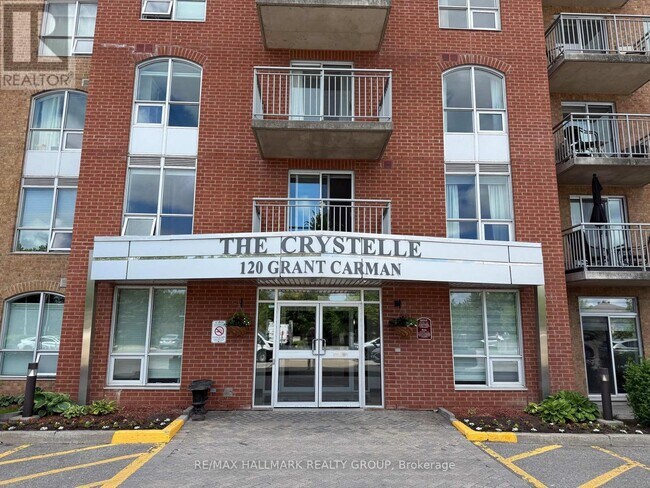 Photo du bâtiment - 120 Grant Carman Dr