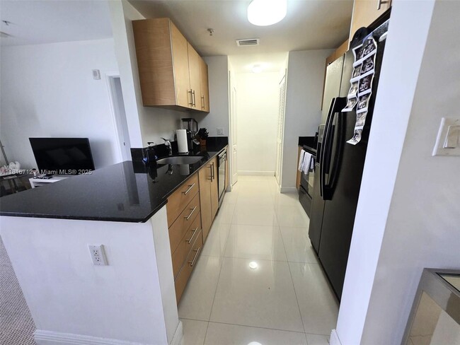 Foto del edificio - 2701 SW 3rd Ave