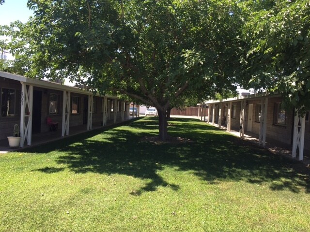 Building Photo - Rye Apts