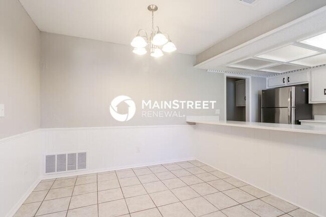 Foto del edificio - 5 Bedroom Pet-Friendly Home in Oklahoma City, OK with Main Street Renewal