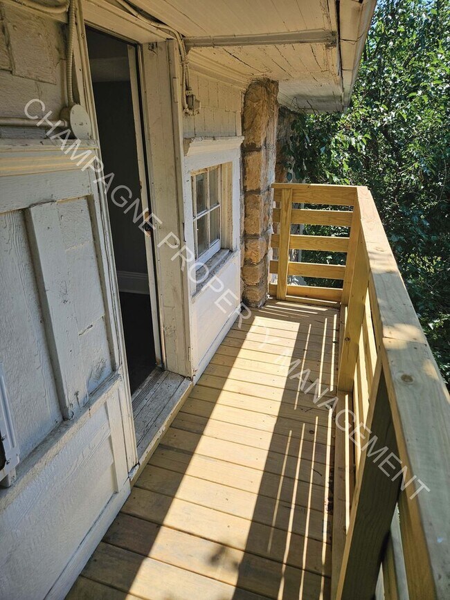 Building Photo - 2637 E 29th St