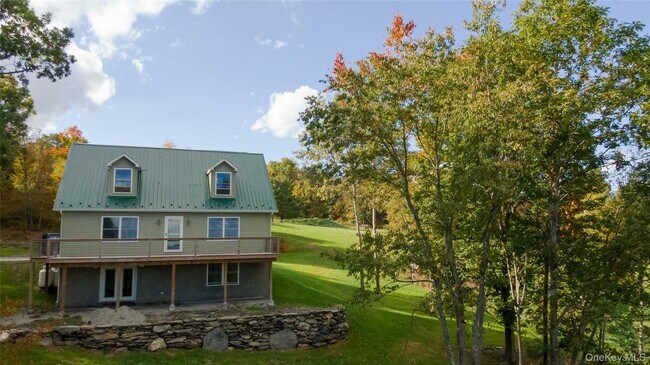 Foto del edificio - 641 Smithfield Rd