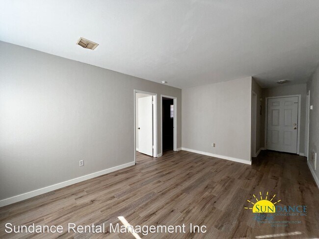 Building Photo - 2 br, 1 bath House - 40 4th Avenue   3