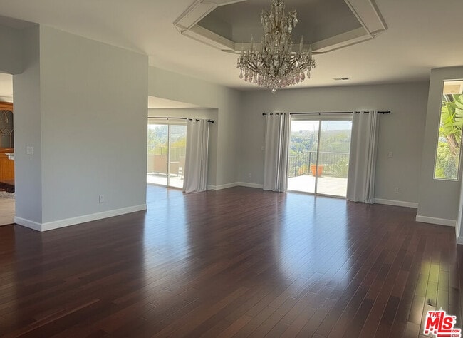 Building Photo - 911 Teakwood Rd