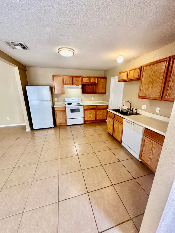 Building Photo - 13149 Independence Ave
