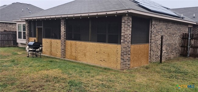 Foto del edificio - 6801 Alvin Dr