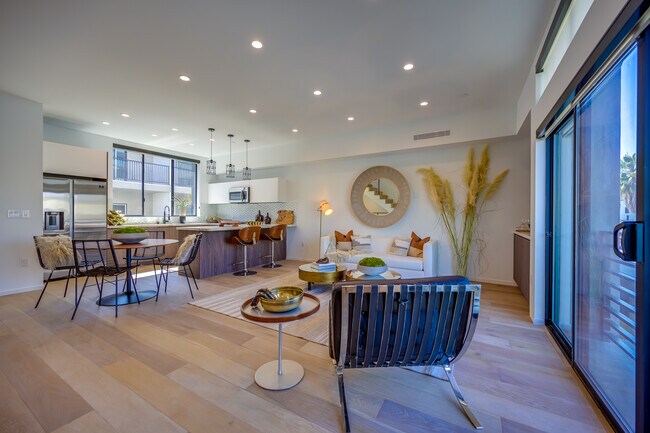 Foto del edificio - 953 Wilcox Ave