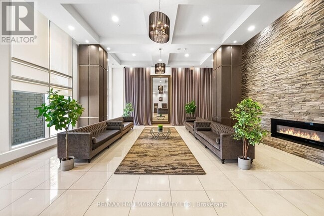 Photo du bâtiment - 2756 Old Leslie St