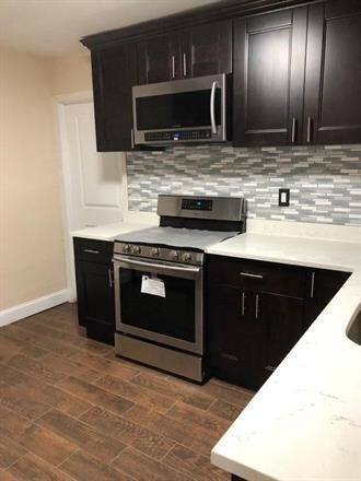 Building Photo - 475 College Dr E