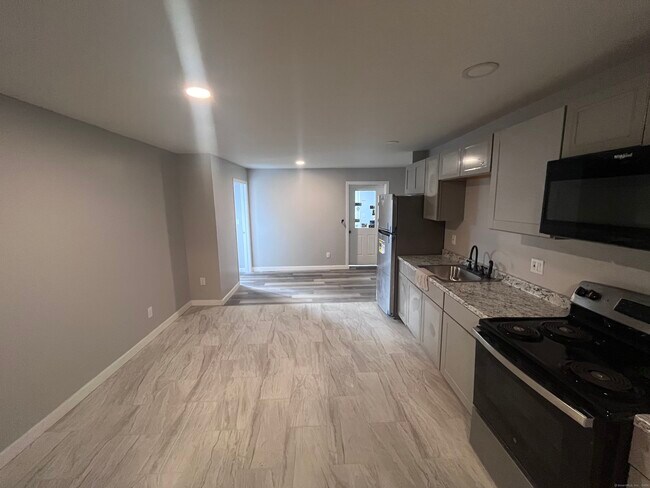 Foto del edificio - 409 Oak Ave