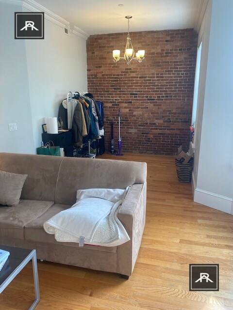 Foto del edificio - 3 bedroom in Brookline MA 02446