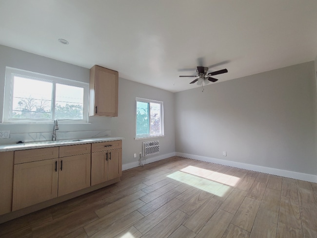 Building Photo - 14248 Gilmore St