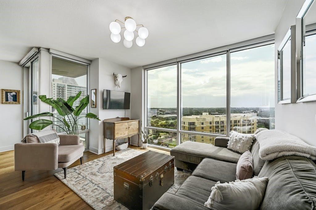 Foto principal - 300 Bowie St