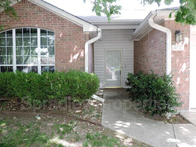 Building Photo - 4601 Stratford Ct