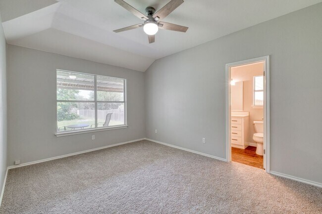 Foto del edificio - 10114 Thomas Ln