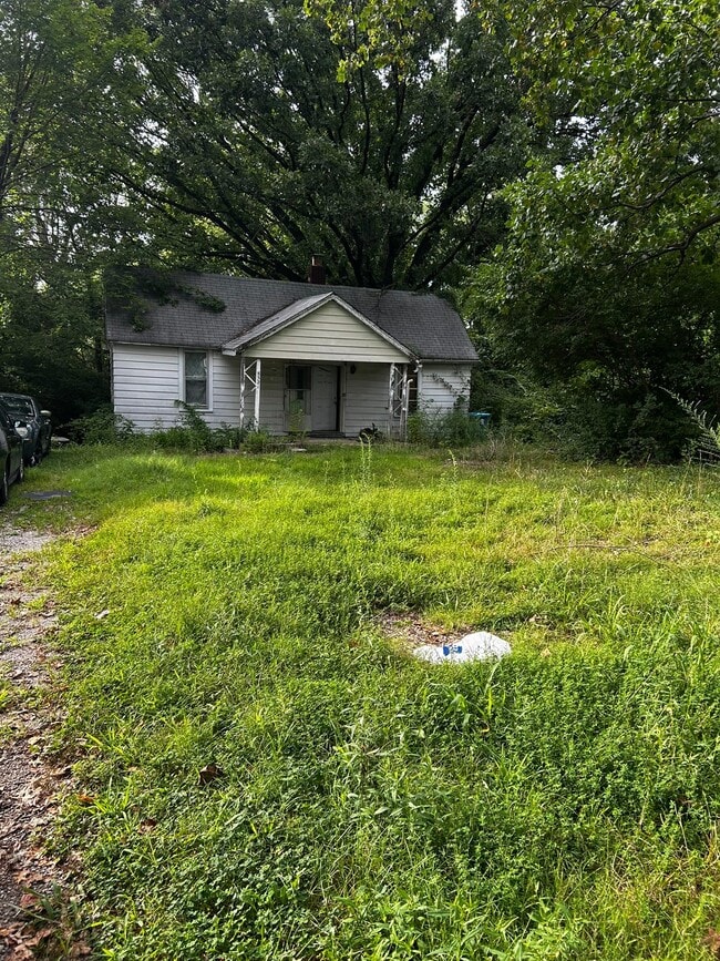 Building Photo - 8521 Clifton Ave