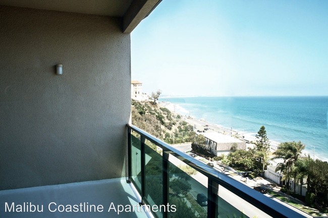 Foto del edificio - 18069 Coastline Dr