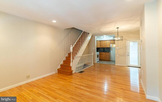 Building Photo - 2822 S Smedley St