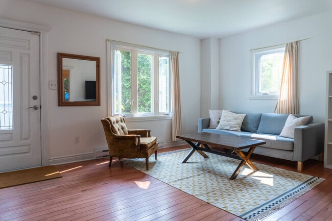 Photo du bâtiment - 191 Rue Napoléon-Groulx