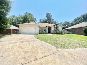 Building Photo - 113 Kailyn Ct