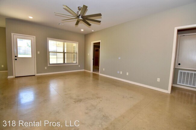 Foto del edificio - 3 br, 2 bath House - 102 Meadows Drive