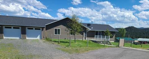 Primary Photo - 1 Patty Ln