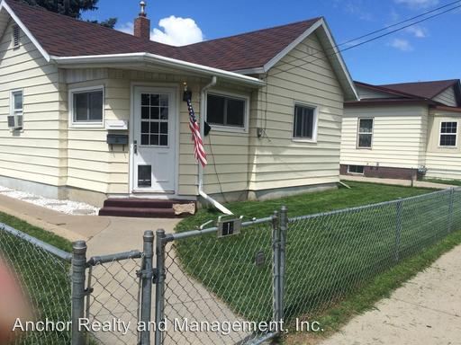 Primary Photo - 513 6th Ave NE