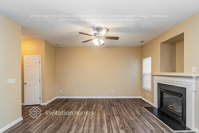 Foto del edificio - 5006 Rainmaker Dr