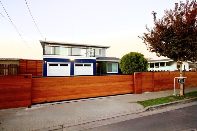 Foto del edificio - 1771 Tulane Ave