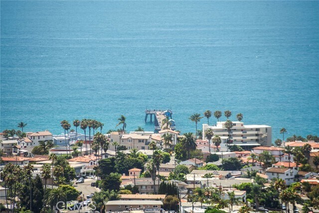 Building Photo - 411 Avenida Arlena
