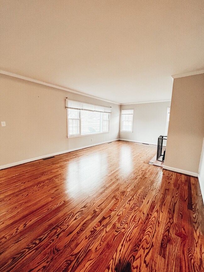 2221 Natchez Ln, Paducah, KY 42001 House Rental in Paducah, KY