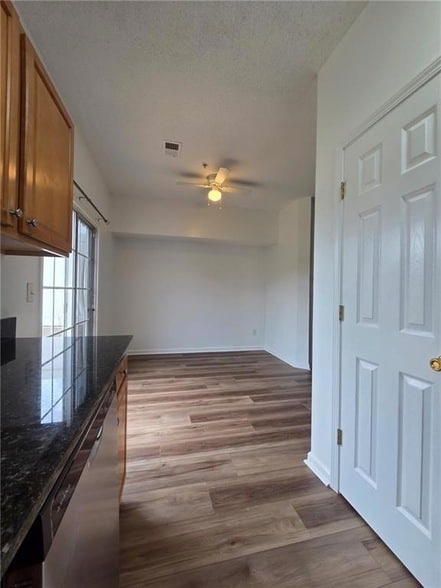 Building Photo - 357 Azalea Cir