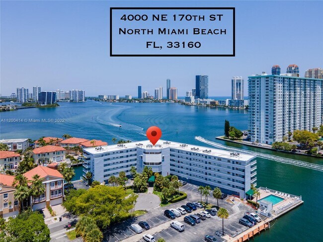 Foto del edificio - 4000 NE 170th St
