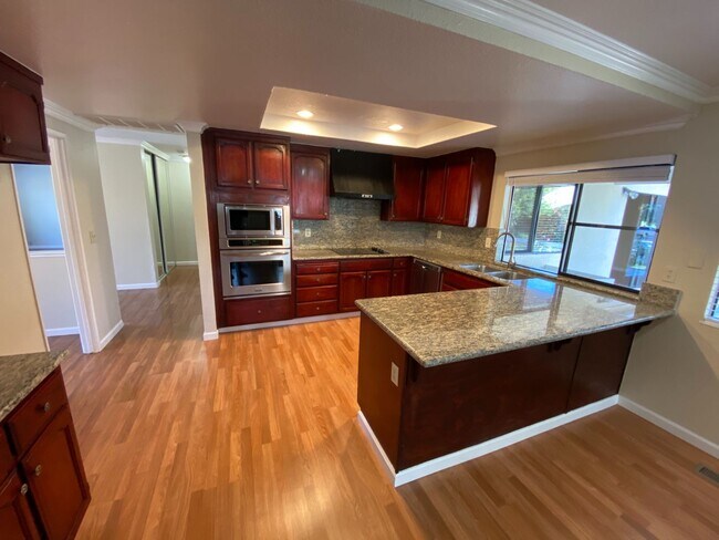 Foto del edificio - 4 Bed 3 Bath Single Family Home In Pleasanton