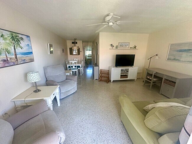 Foto del edificio - 8522 N. Atlantic Ave #60, Cape Canaveral, ...