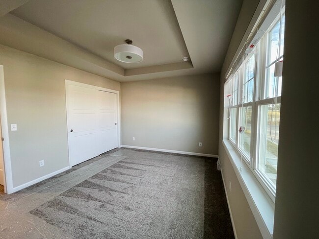 Building Photo - 915 Blue Crane Run