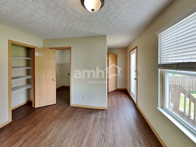 Foto del edificio - 2236 Dates St