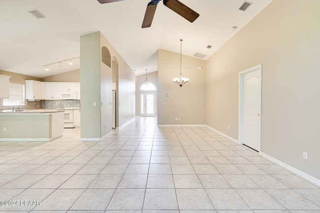 Building Photo - 1173 Sable Key Cir