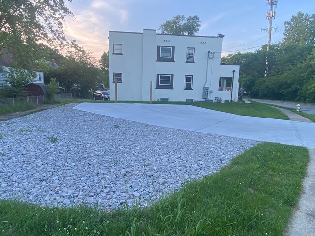 Parking Pad - 2546 Duck Creek Rd Apartments