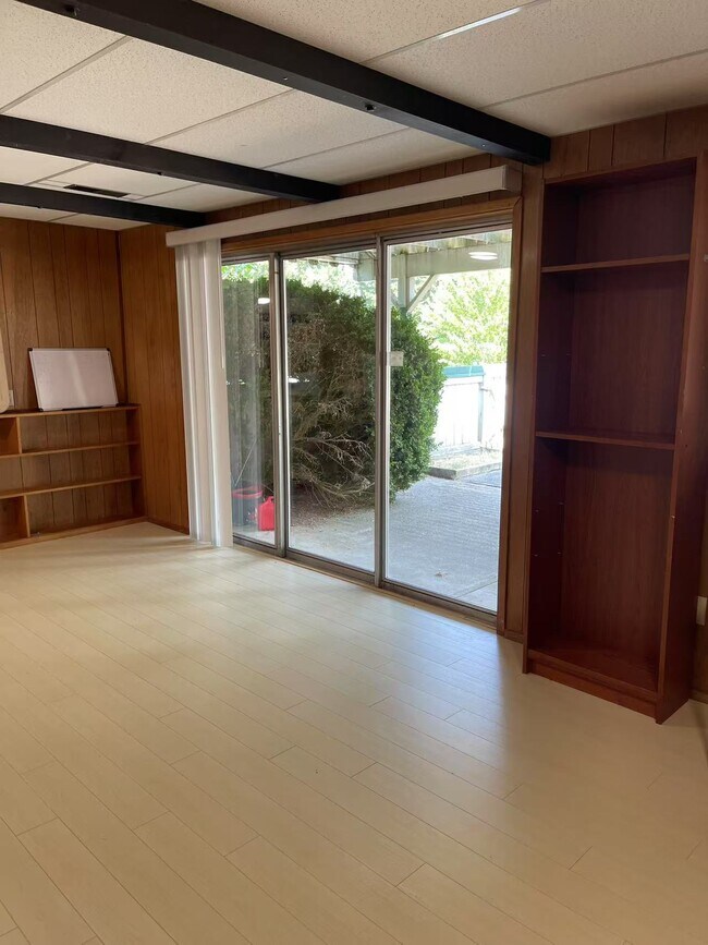 Foto del edificio - 852 171st Pl NE