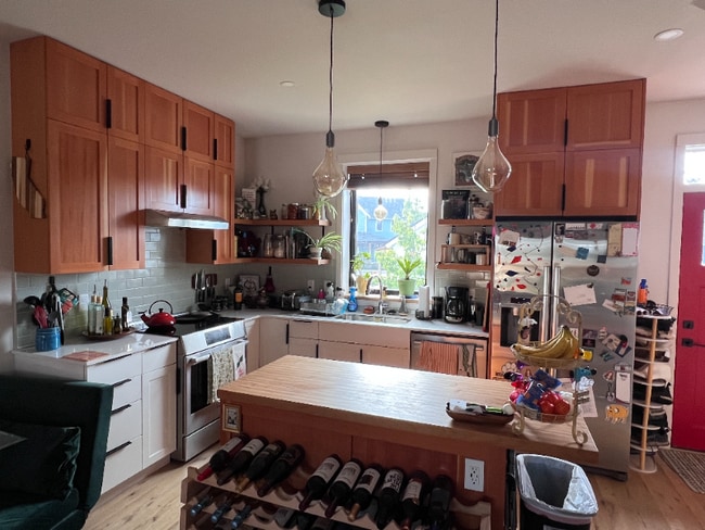 Building Photo - 910 Millworks Wy