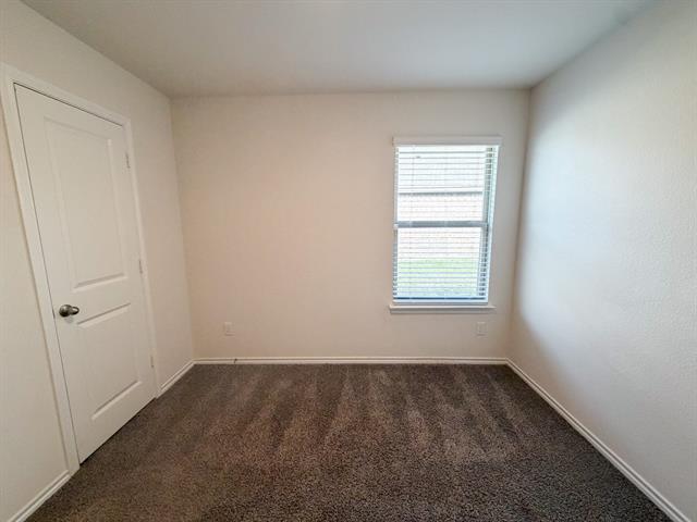 Foto del edificio - 264 Thoroughbred St