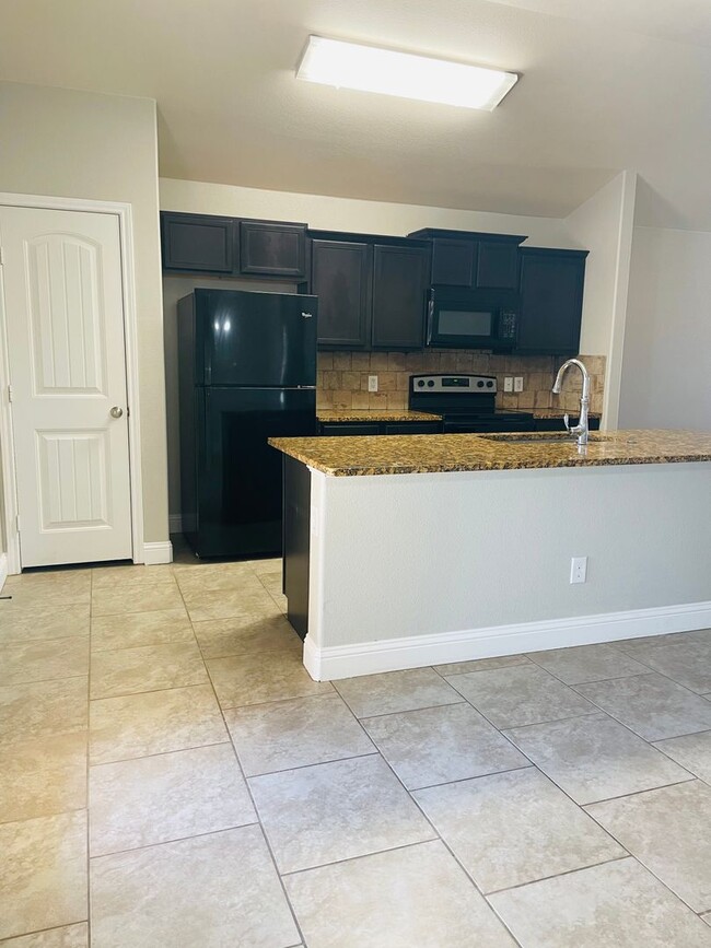 Foto del edificio - 3Bed/2Bath-Frenship ISD