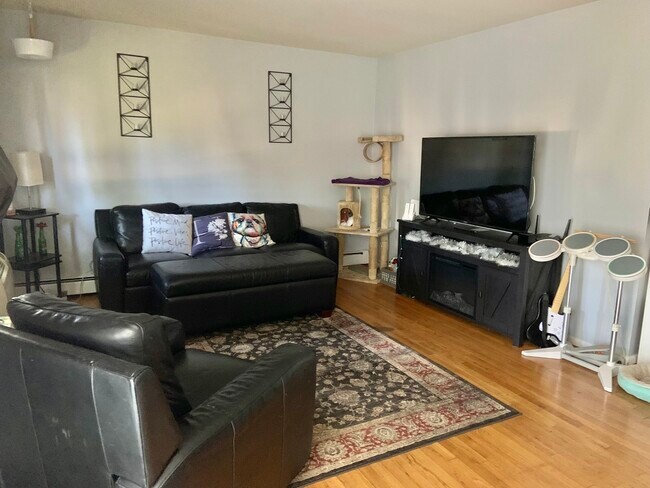 Foto del edificio - 8856 Northshore Dr