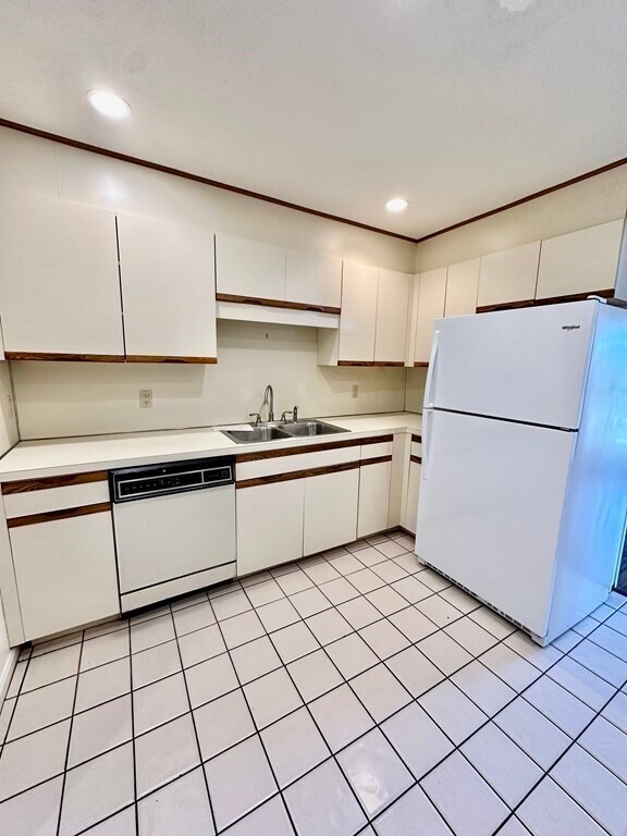 54 Broad Reach Unit 401, Weymouth, MA 02191 Condo for Rent in