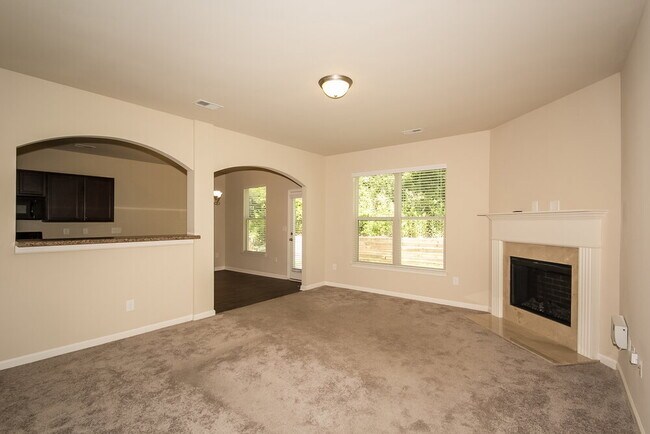 Foto del edificio - 258 Stillwood Dr